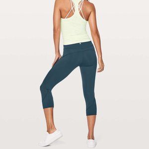 Lululemon in movement legging 23” submarine size 4